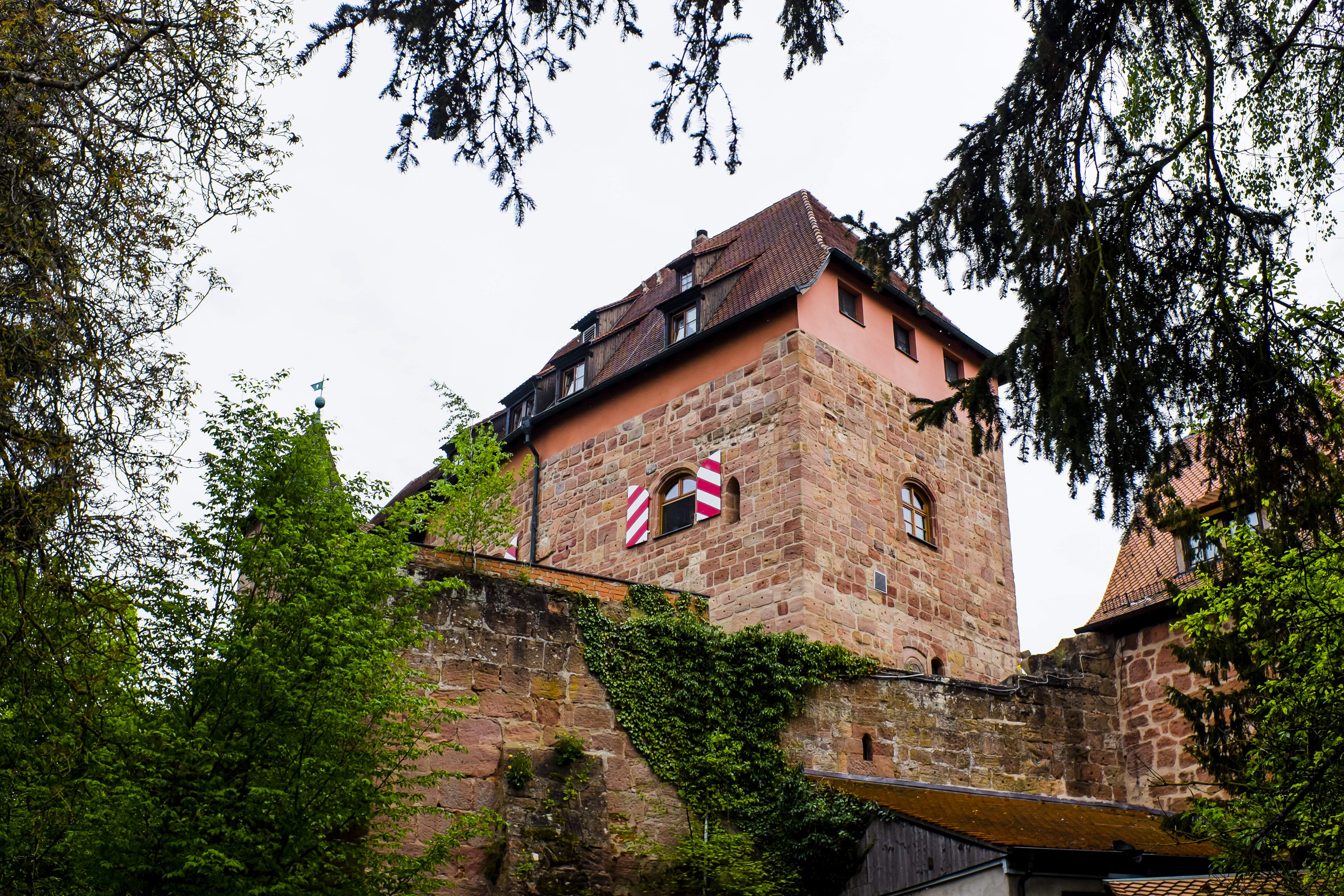 DJH-Jugendherberge Burg Wernfels 
