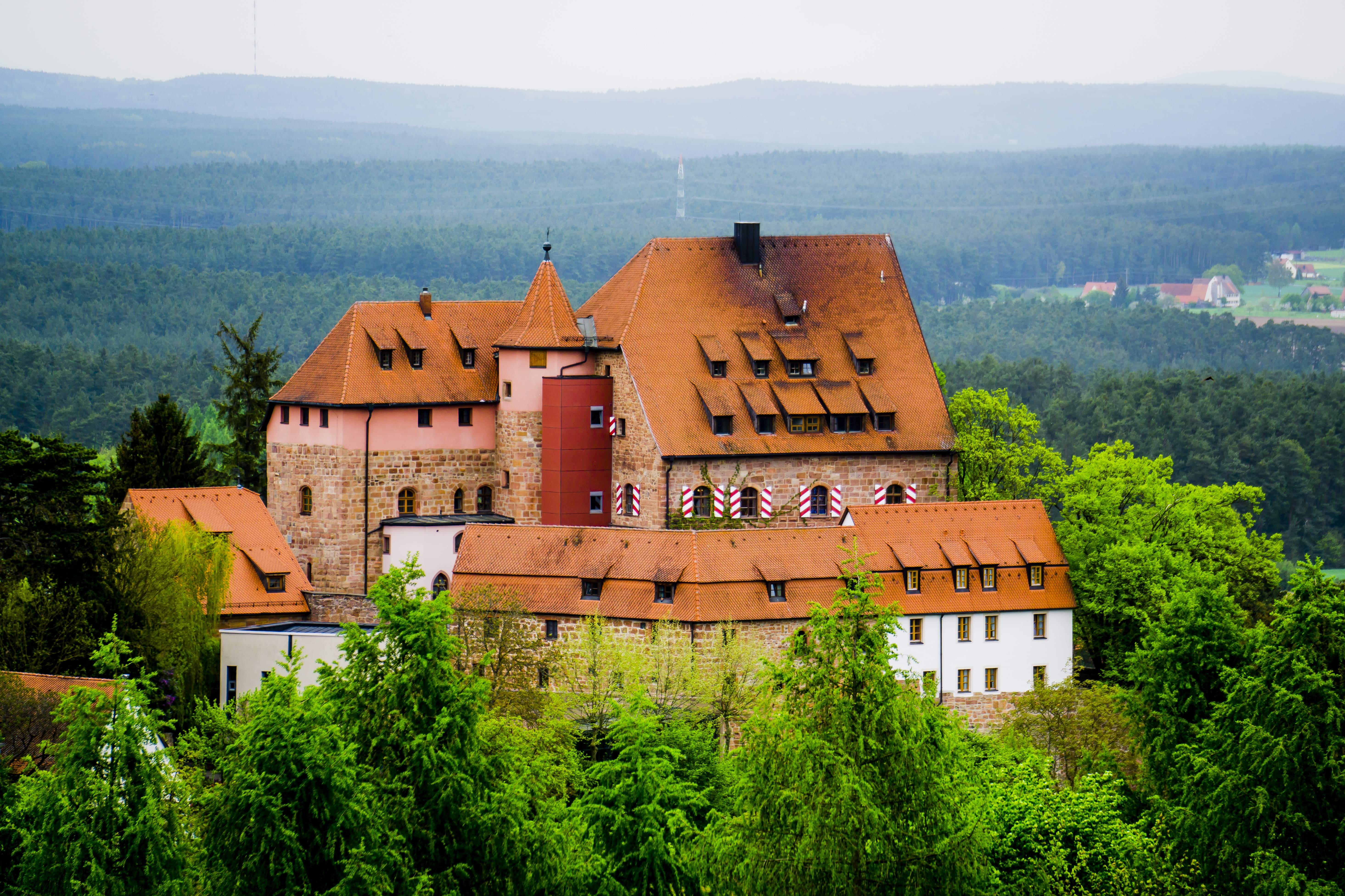 DJH-Jugendherberge Burg Wernfels 