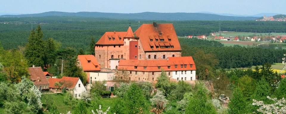 DJH-Jugendherberge Burg Wernfels